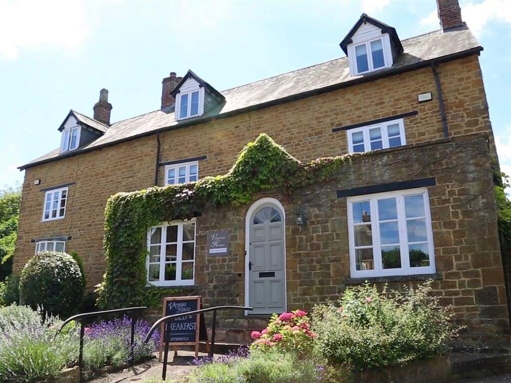 Virginia House Bed & Breakfast Bloxham Экстерьер фото